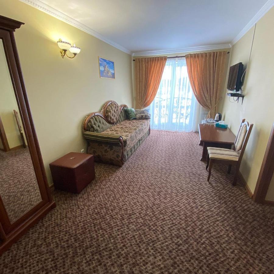 Hotel Three Korony Skhidnytsia 外观 照片