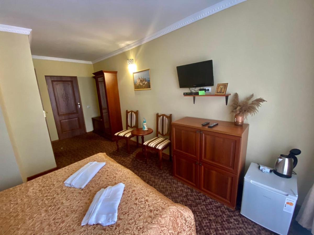 Hotel Three Korony Skhidnytsia 外观 照片