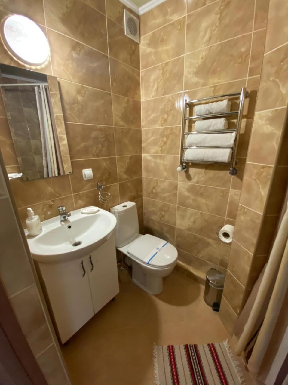 Hotel Three Korony Skhidnytsia 外观 照片