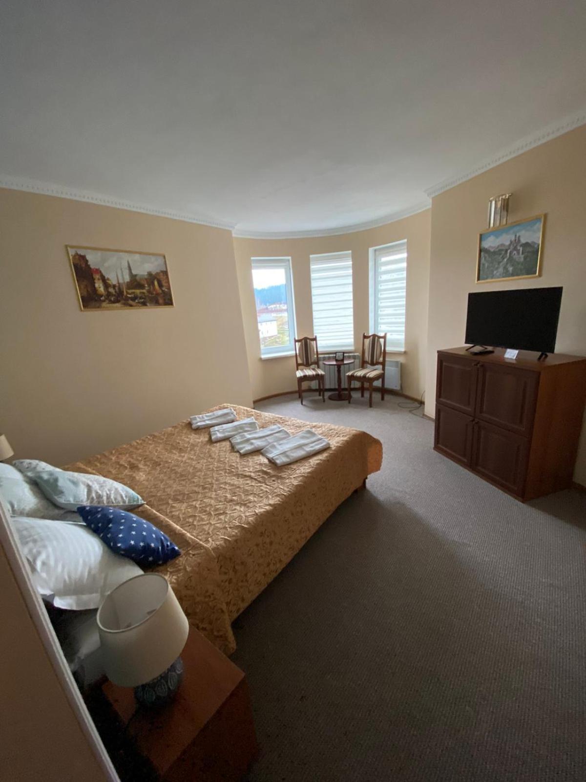 Hotel Three Korony Skhidnytsia 外观 照片